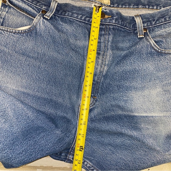 LL Bean Jeans Mens 42x34 Big Blue Denim Classic Fit Medium Wash Cotton Gorpcore - Picture 8 of 14